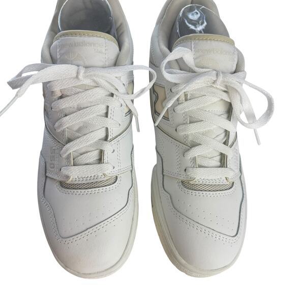 New Balance 550 Silver Burch White & Tan Trendy Sneaker Lace Up Women’s Size 9 - Picture 4 of 11
